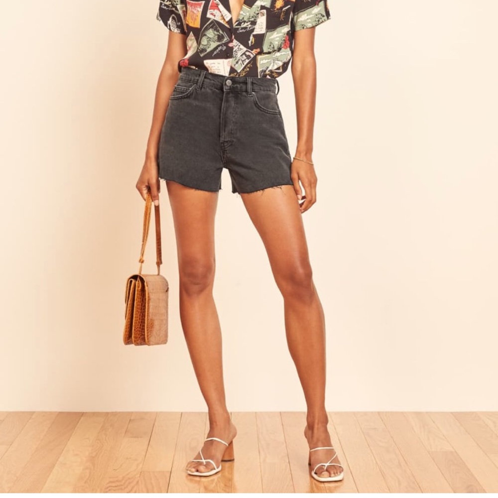 NWT Reformation Charlie High Rise Jean Short